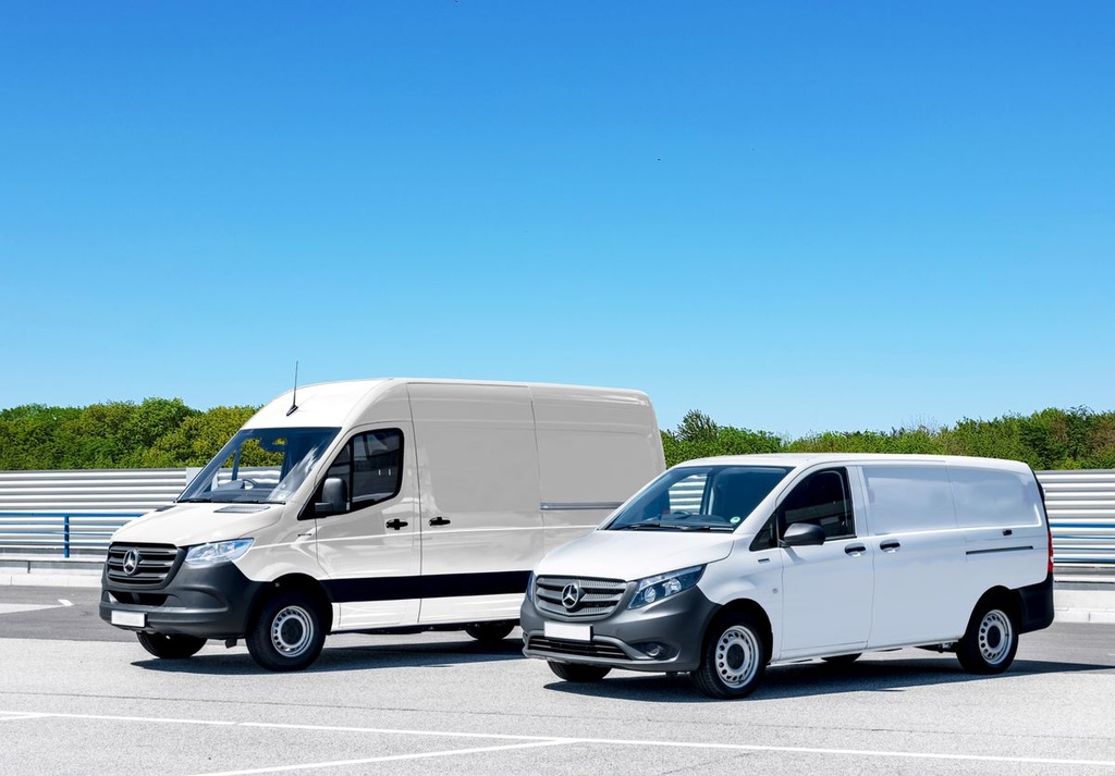 RENAULT MASTER HS (CQ-993-WW)
