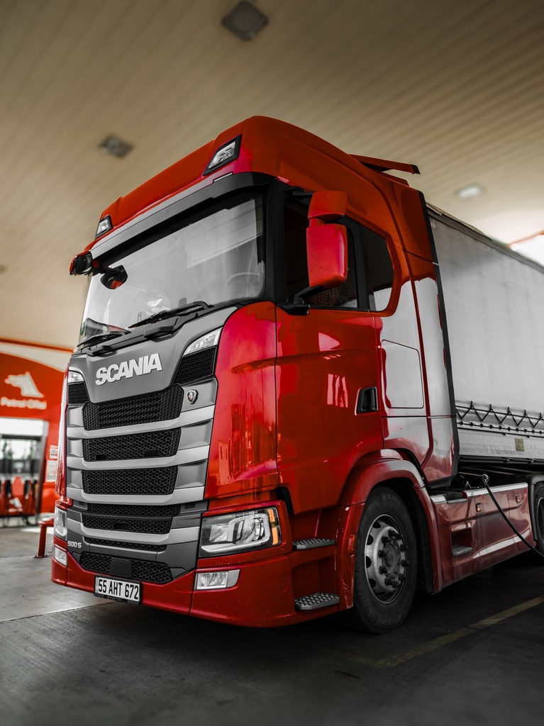 SCANIA J8 (DG-957-ZE)